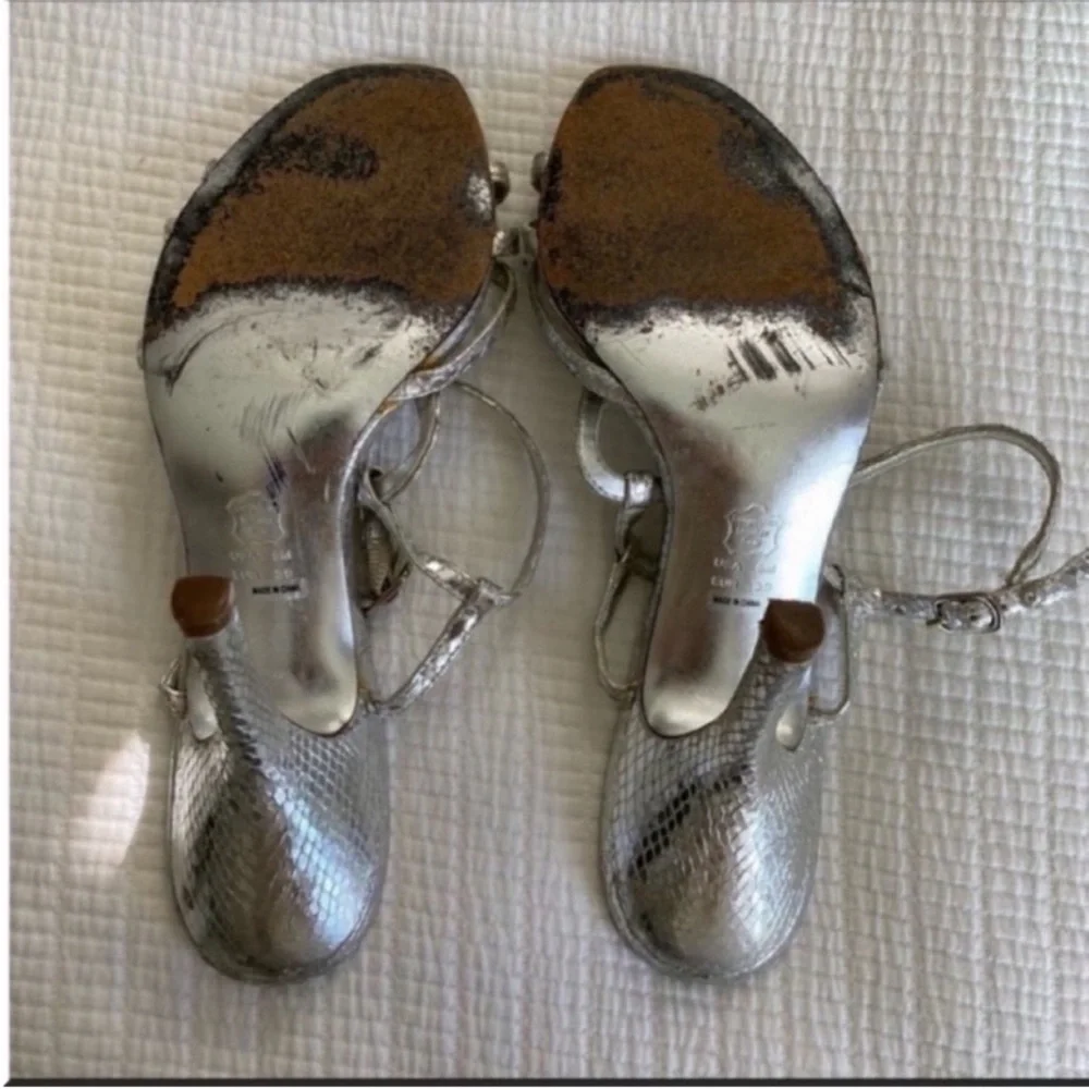 Women's Nina Metallic Silver Strappy Heels Size 9